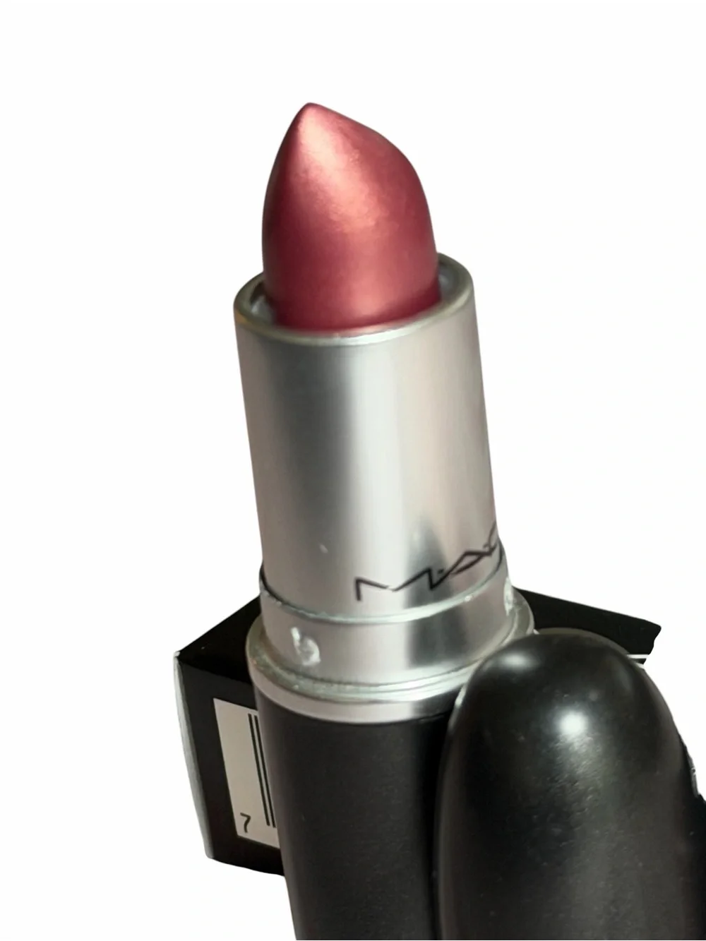 MAC Frost Lipstick in PLUM DANDY BNIB
